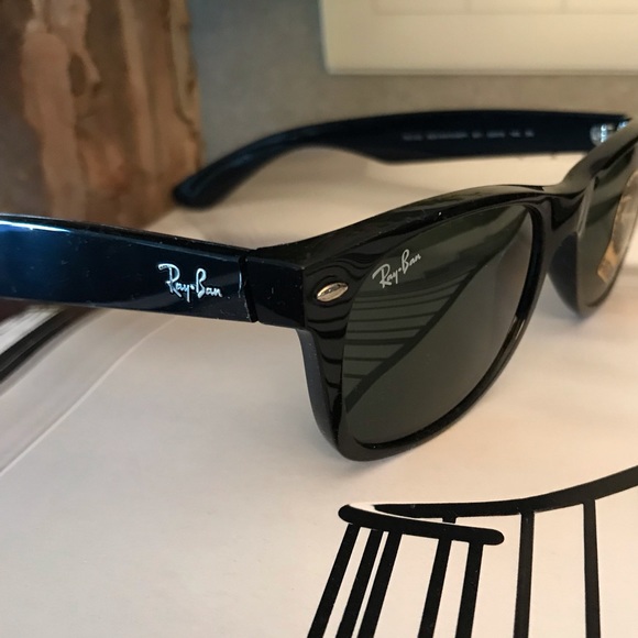 Ray-Ban Wayfarers - Picture 6 of 8